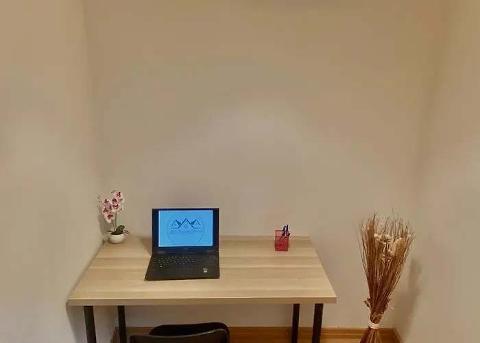 Apartment Comodo A Un Paso Del Centro De La Charra 8 Apart-37-278 *